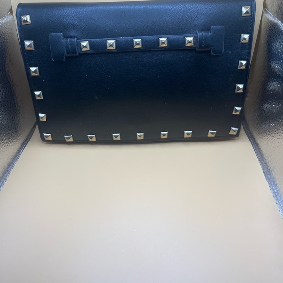 Trendy Studded Evening Bag - Picture 2 of 3